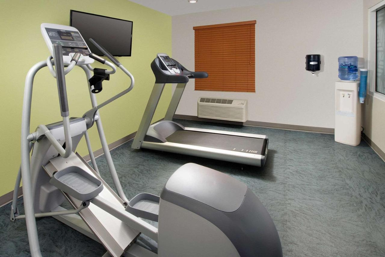 Woodspring Suites Chicago Darien エクステリア 写真
