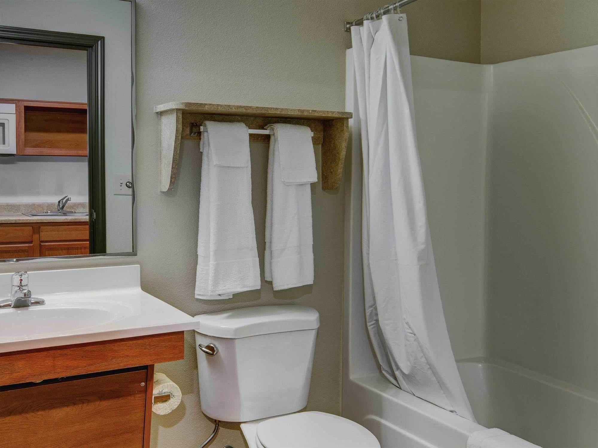 Woodspring Suites Chicago Darien エクステリア 写真